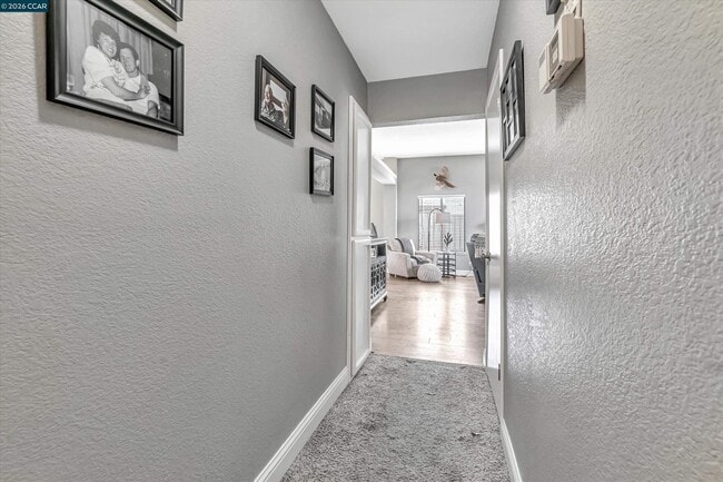 Building Photo - 1060 St Andrews Dr