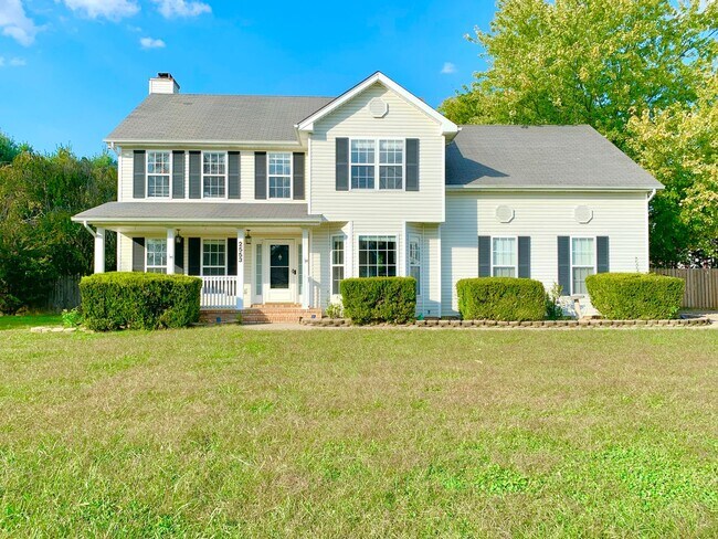 Primary Photo - 2553 Emerald Ct