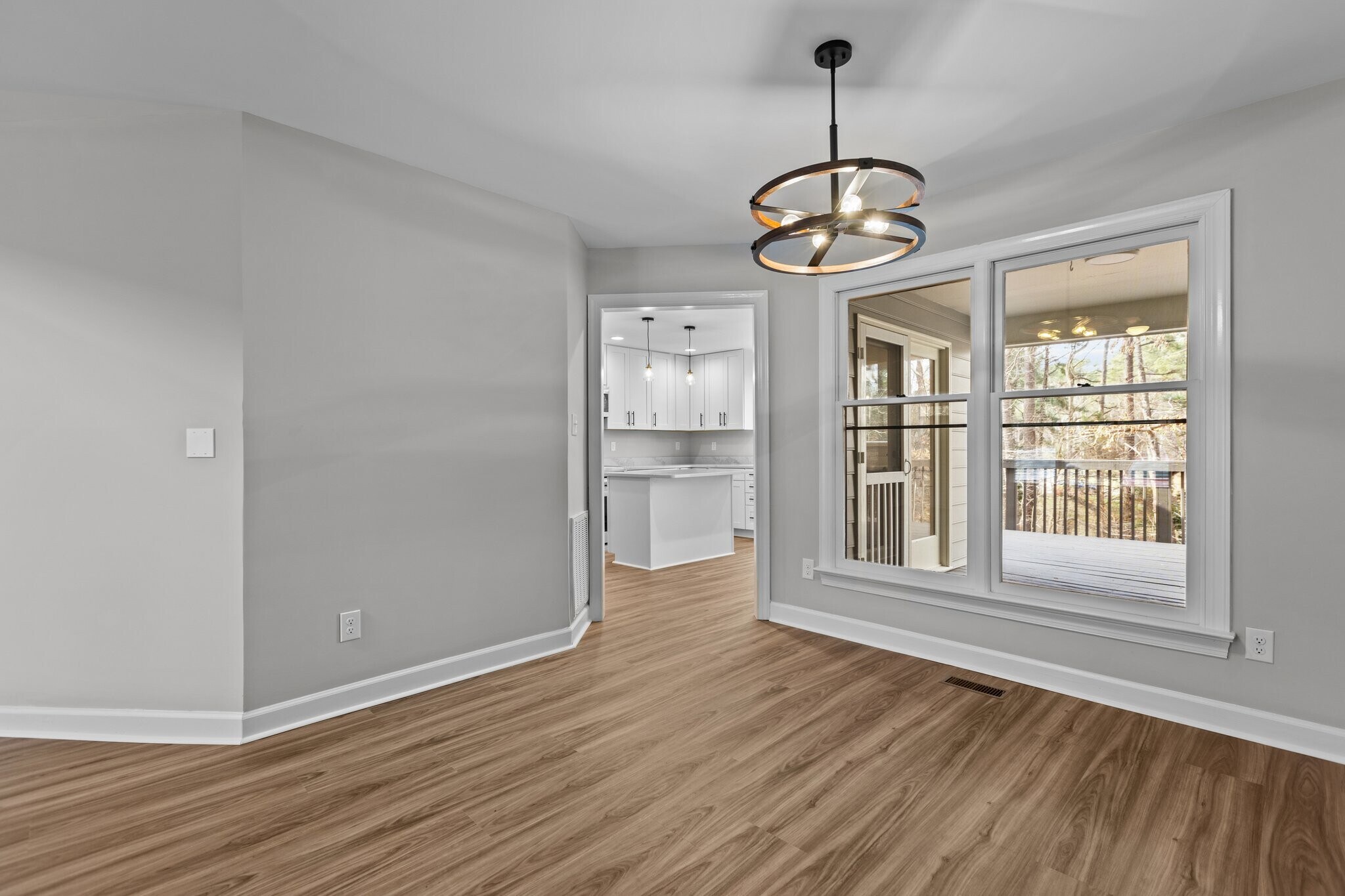 Building Photo - 5500 Fortunes Ridge Dr