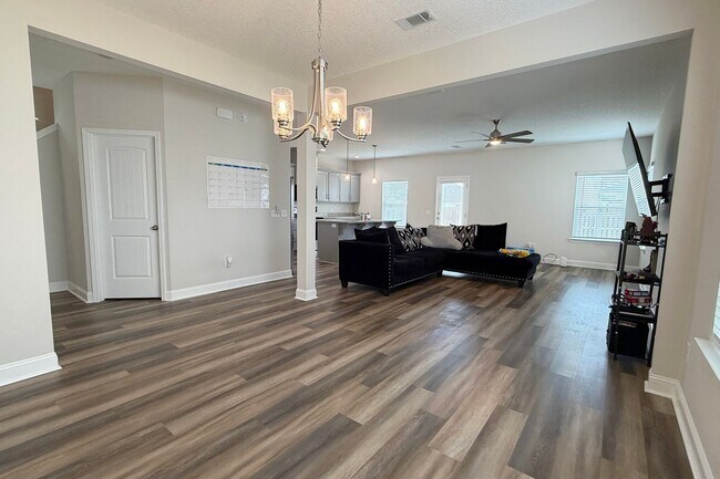 Building Photo - COMING JUNE 2026! (Small Pet Only)