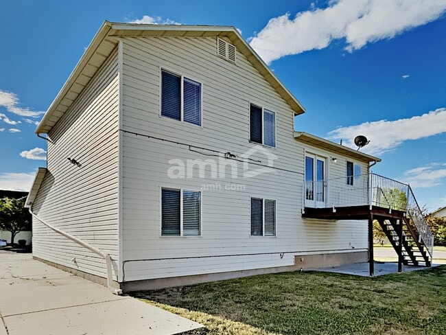 Building Photo - 5397 S 4200 W