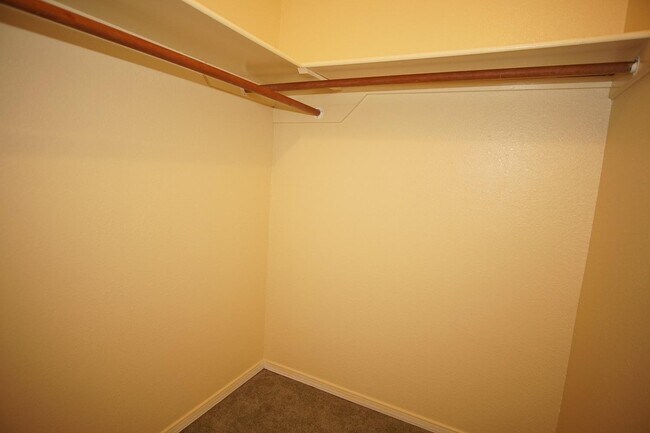 Building Photo - 6937 Villa Hermosa Dr