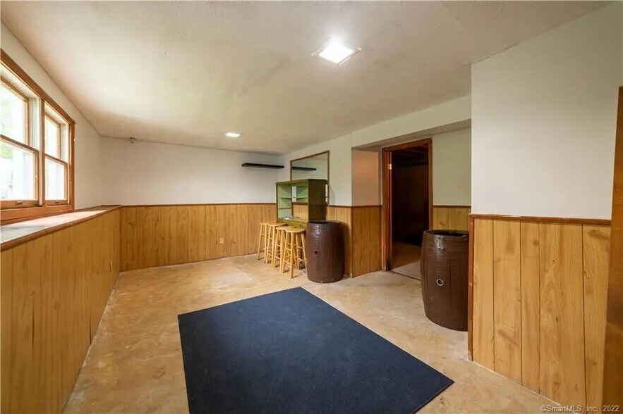 Building Photo - 6 Sunnyside Ave