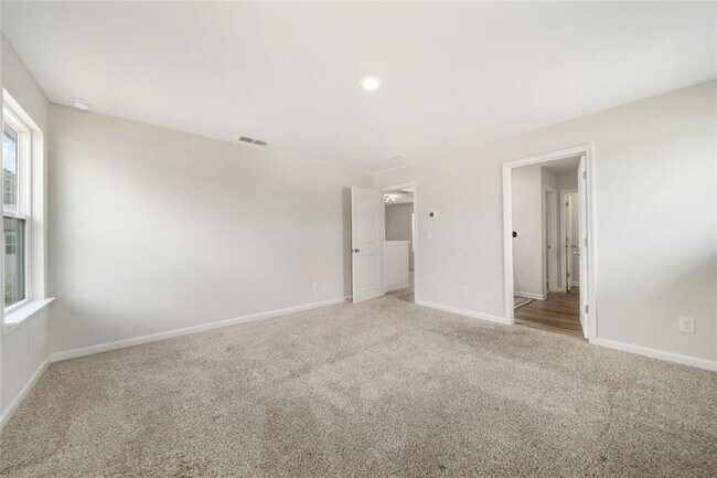 Building Photo - 1510 Lyon Wy Dr