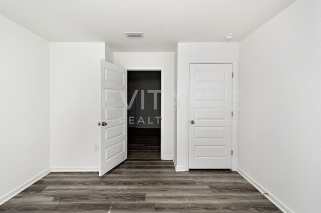 Building Photo - 428 Preston Wy