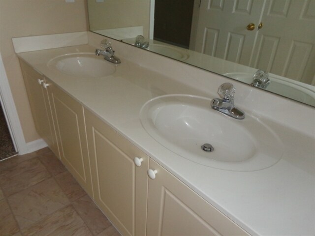 Building Photo - 7901 Maple Valley Pl