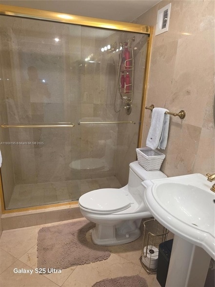 Building Photo - 3725 S Ocean Dr