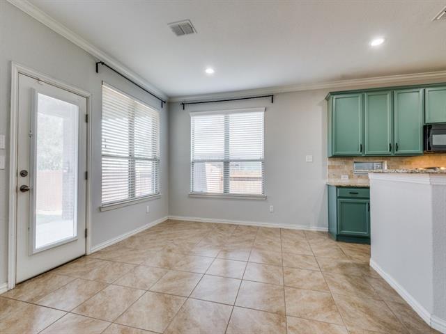 Building Photo - 12020 Tobosa Cir