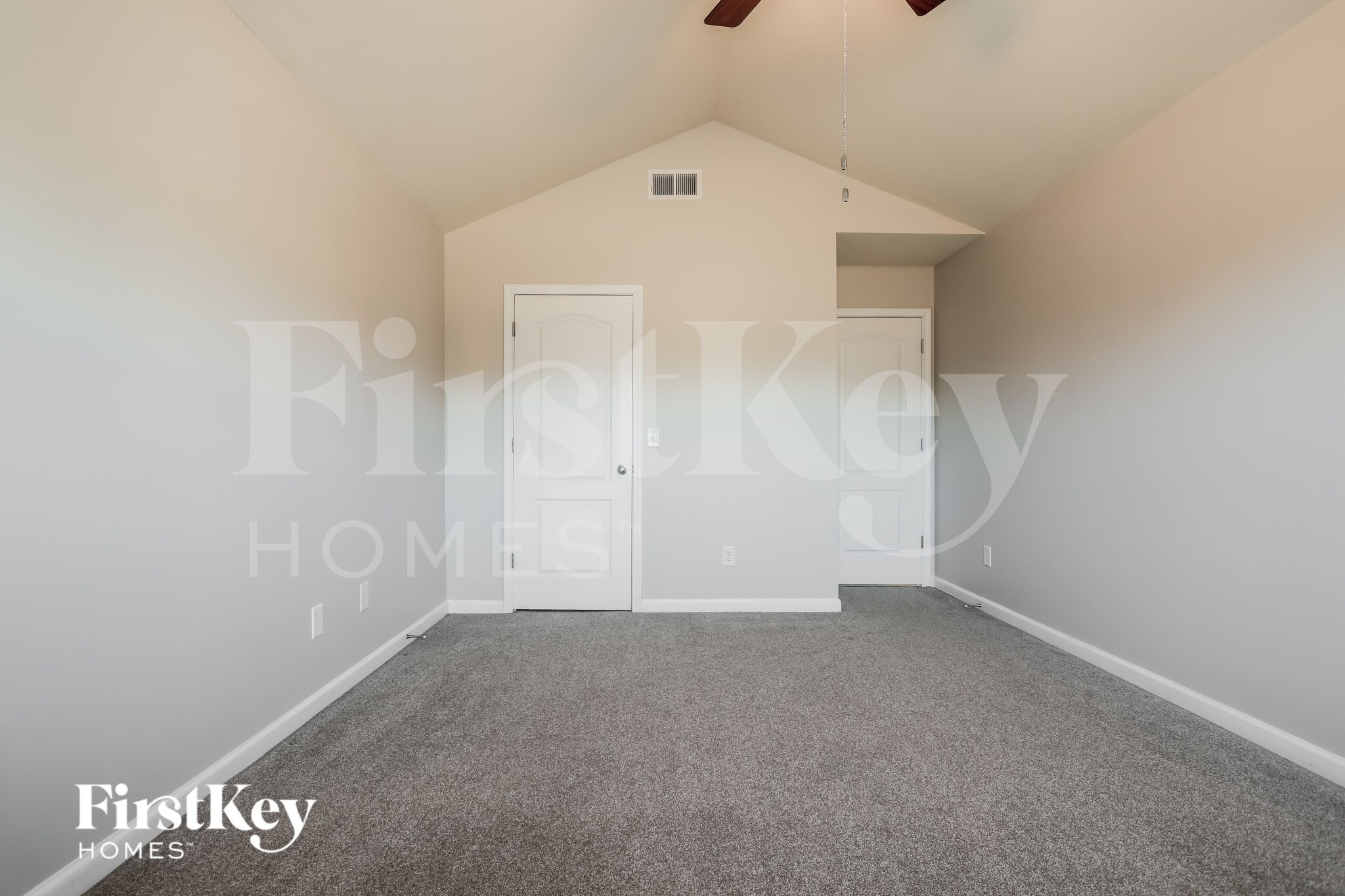 Building Photo - 6732 Carriage Walk Ln