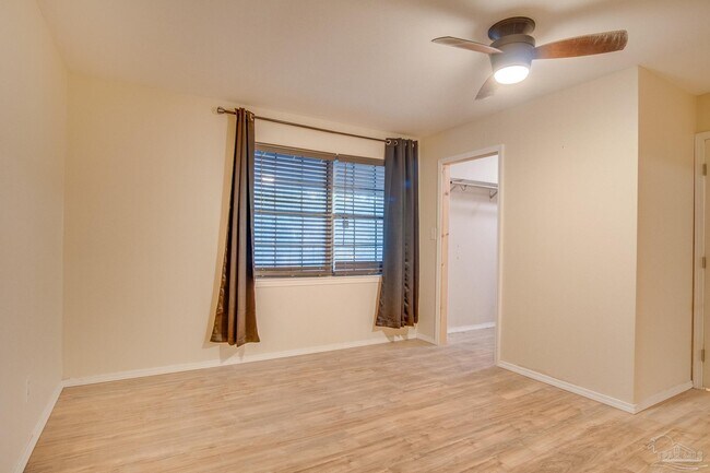 Building Photo - 5910 Limestone Rd