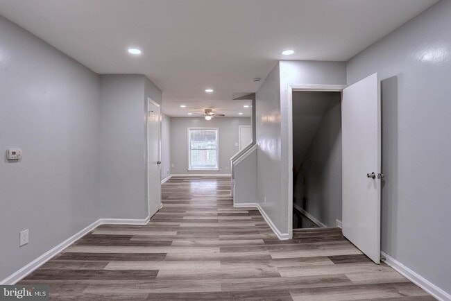 Building Photo - 2506 Lauretta Ave