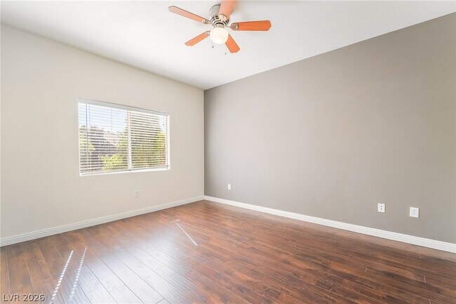 Building Photo - 1050 E Cactus Ave