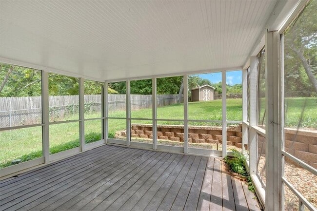 Building Photo - 4740 Jamerson Forest Pkwy