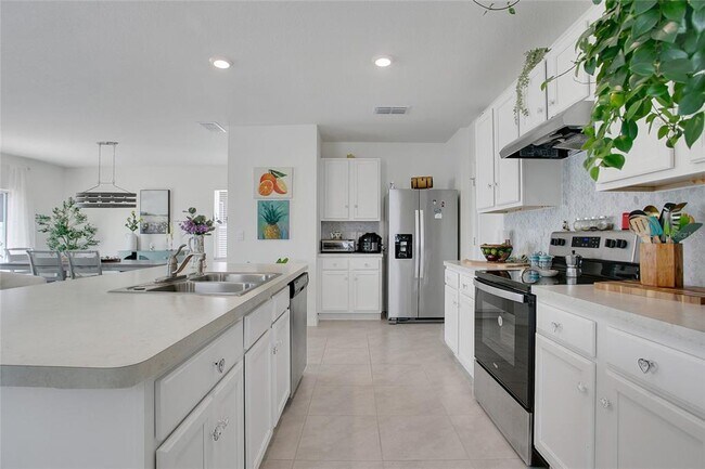 Building Photo - 2834 Common Crane Ct