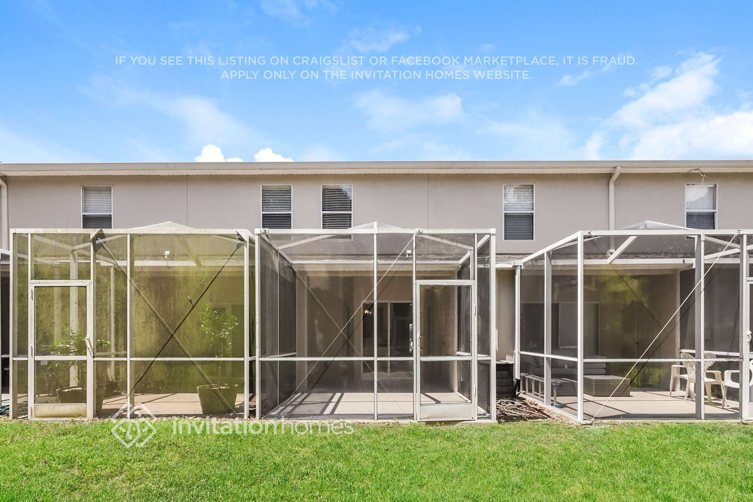 Building Photo - 15792 Fishhawk Falls Dr