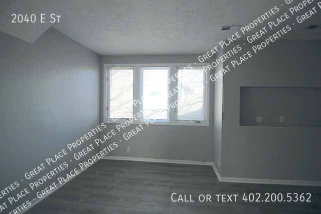 Building Photo - 2040 E St