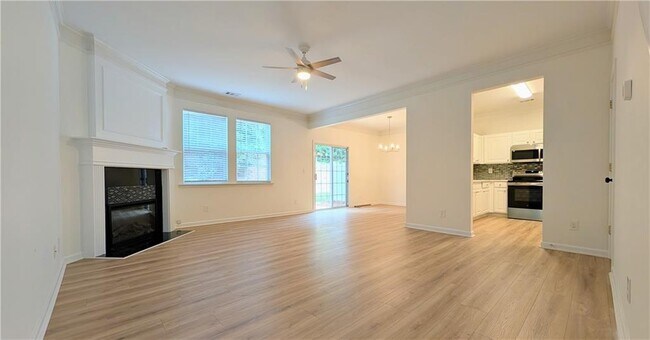 Building Photo - 521 Windstone Trail