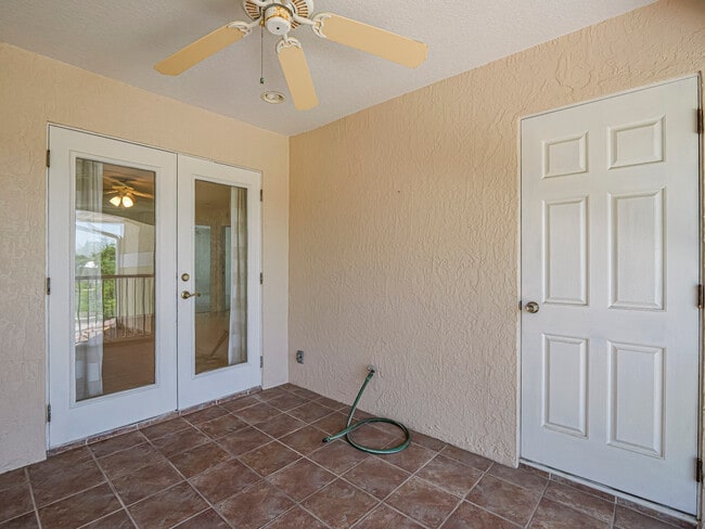 Building Photo - 915 Bahia Mar Rd