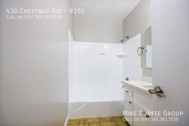 Building Photo - 430 Chestnut Ave