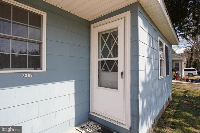 Building Photo - 8369 Nylon Ave