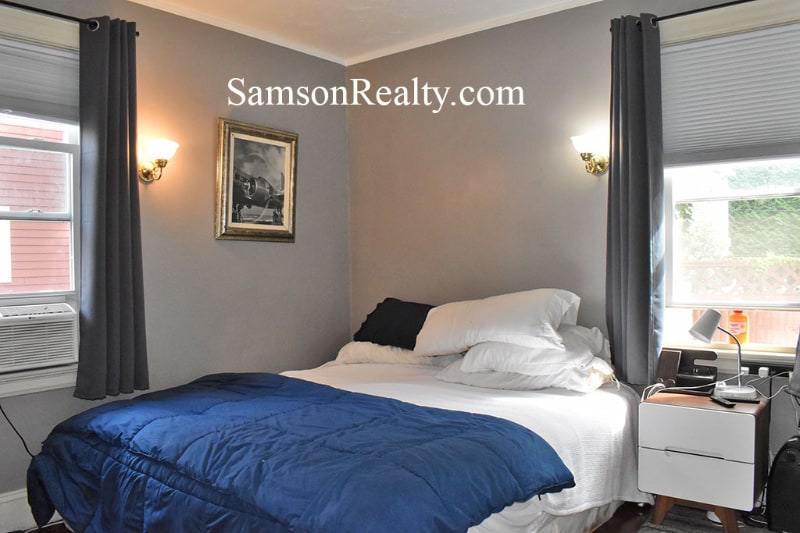 Building Photo - 219 Cole Ave