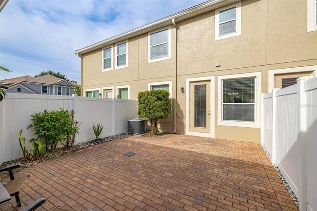 Building Photo - 7435 Ripplepointe Way