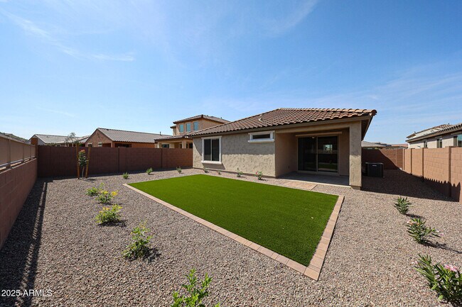 Building Photo - 7148 W Bent Tree Dr