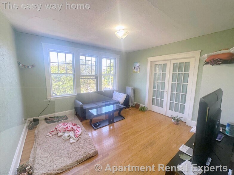 Building Photo - 172 Norfolk St