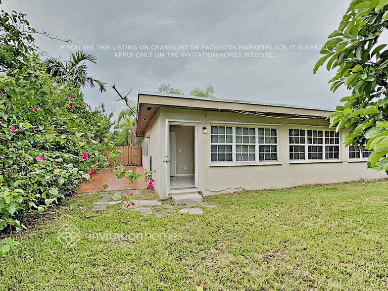 Building Photo - 9620 Thanksgiving Dr