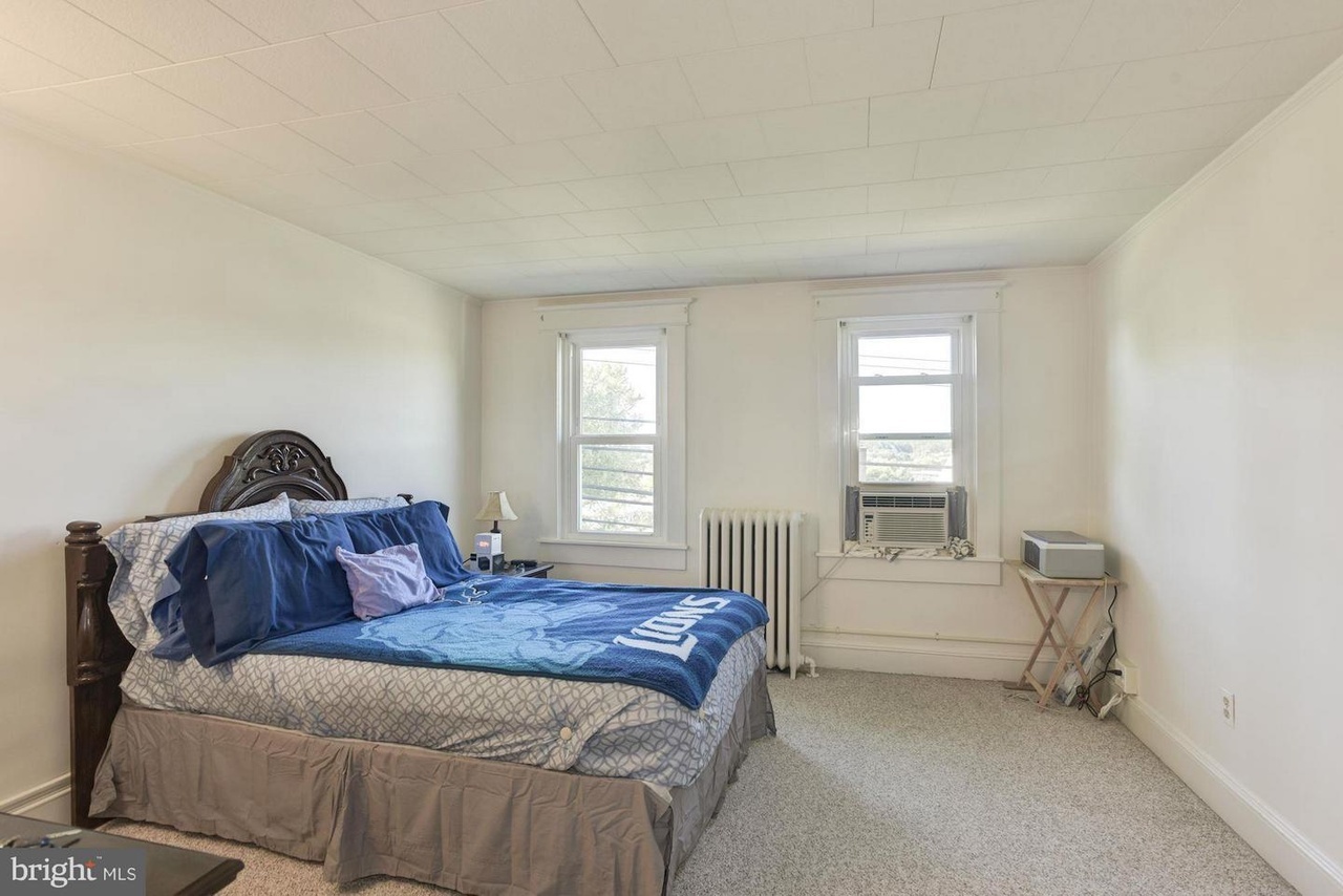 Bedroom - 4308 Ridge Rd