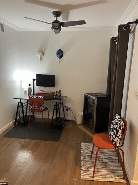 All-Inclusive Furnished 1 Bedroom 1 Bath with Office Center in Bay Club- 2 miles Sullivan's Island - 1481 Center St Ext