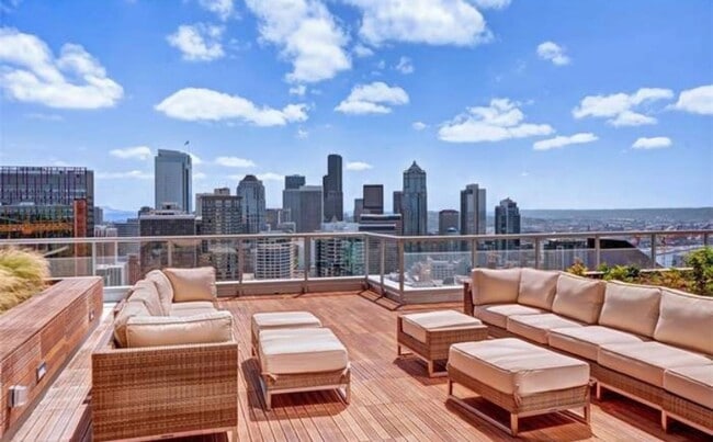 Building Photo - Insignia Condominium ~ Belltown/South Lake...