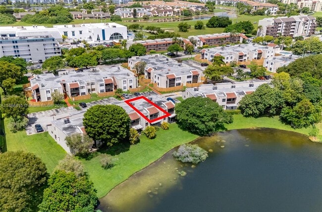 Building Photo - 8875b Fontainebleau Blvd