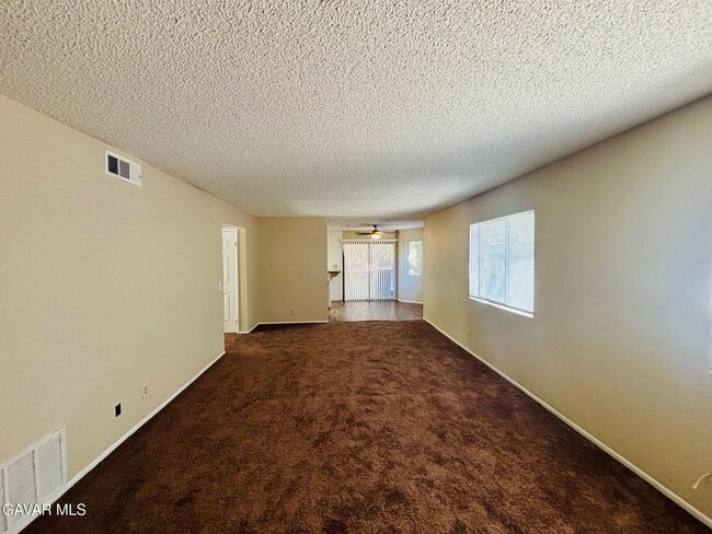 Building Photo - 43242 Cottage Ln