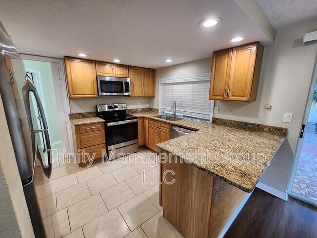 Building Photo - 3547 Cheswick Dr