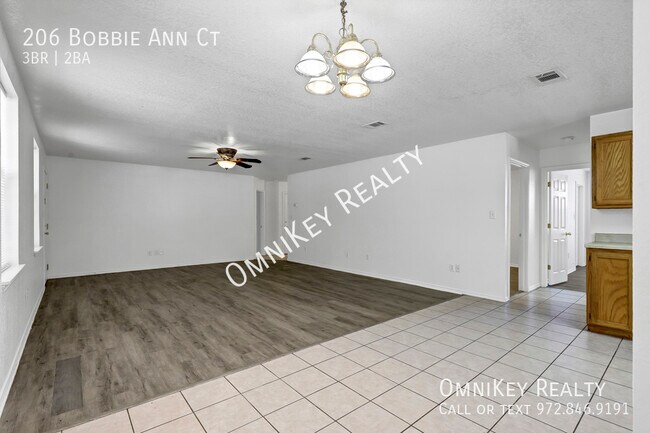 Building Photo - 206 Bobbie Ann Ct