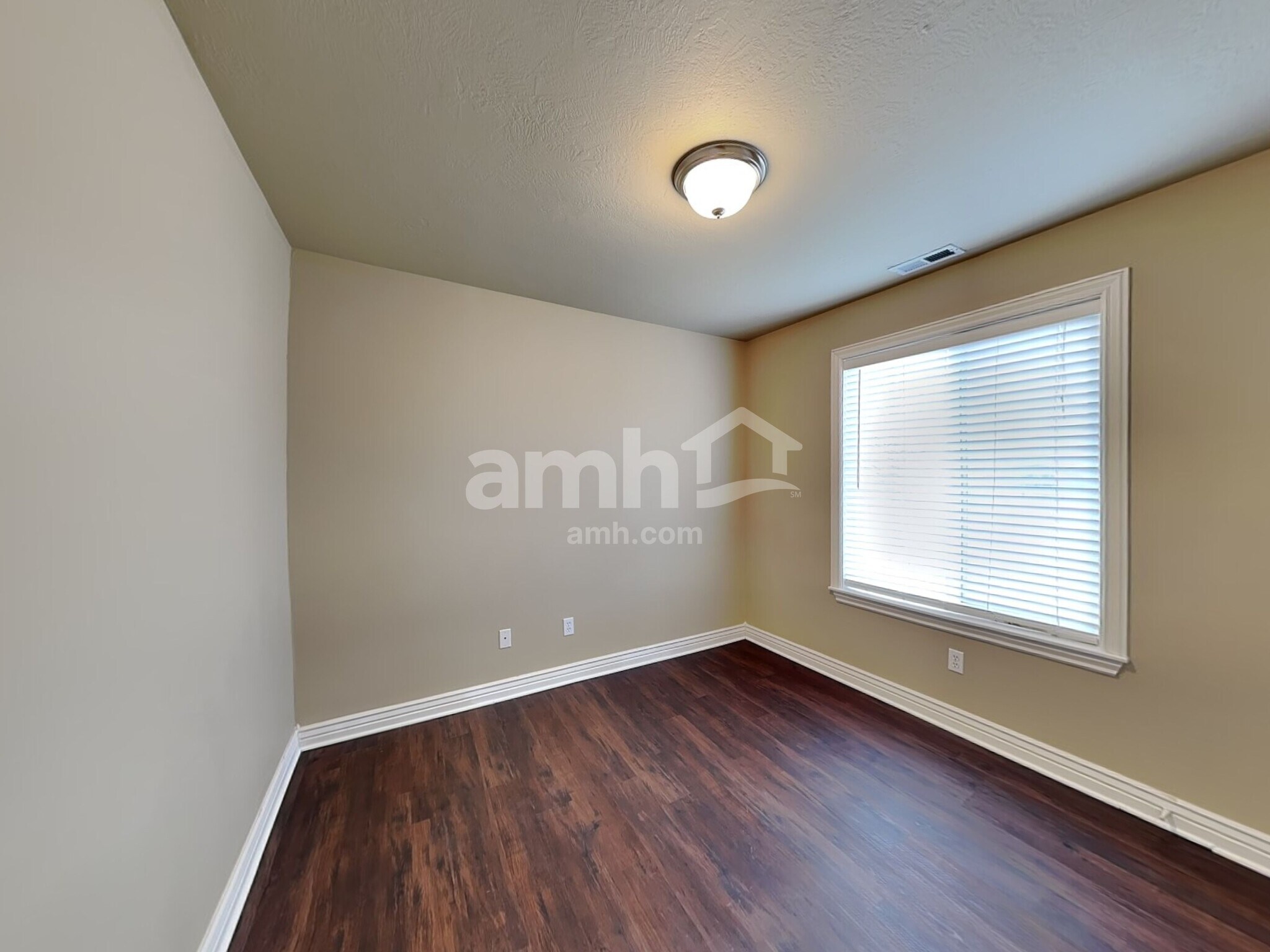 Building Photo - 171 Century Dr