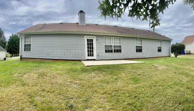 Building Photo - 1022 Windsor Dr