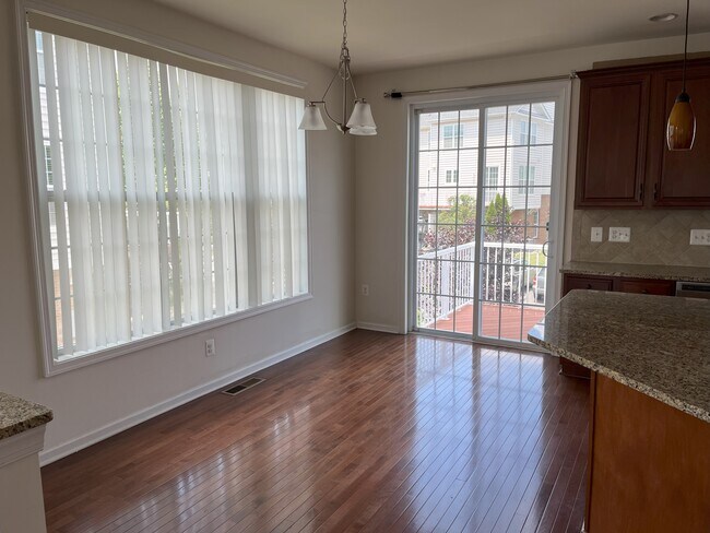 Building Photo - 43152 Whelplehill Ter