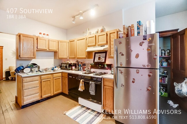 Building Photo - 407 Southview-