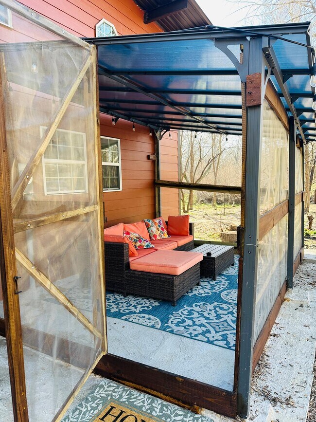 Building Photo - 1180 Mesquite Tree Rd