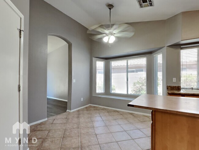 Building Photo - 9211 W Marconi Ave