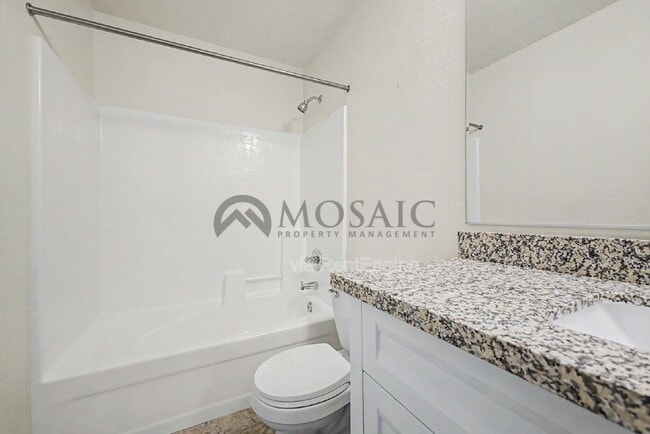 Building Photo - 1894 E Palomino Dr