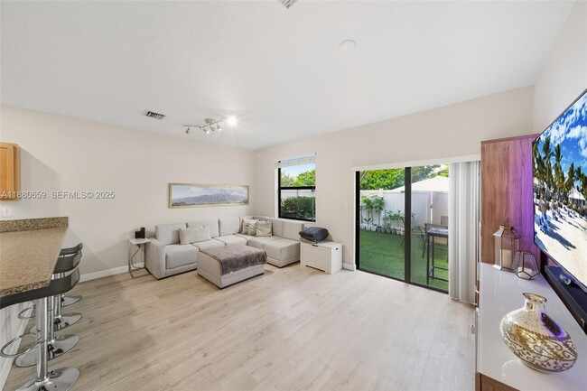 Building Photo - 3392 W 92nd Pl