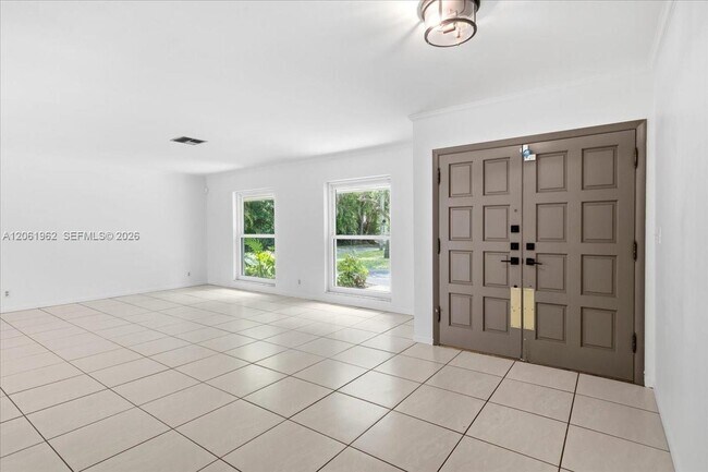 Building Photo - 12365 SW 60th Ct