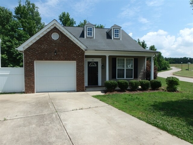 Primary Photo - 101 Marino Pl