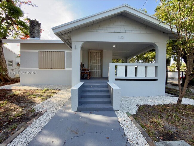 Building Photo - 103 NW 35th St
