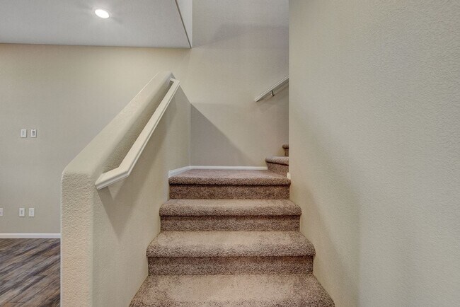 Building Photo - Beautiful Inspirada 3 Bedroom Home with Desert Views, Community Pool & 2-Car Garage
