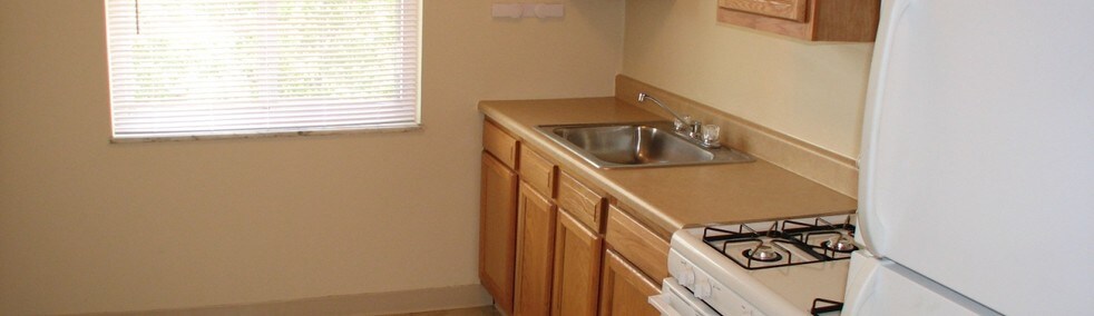 Profile Cover Desktop - Stoneybrook Apartments