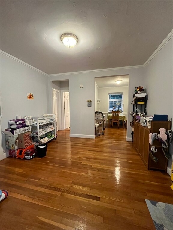 Building Photo - 1574 Beacon St